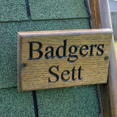 Lanterns Shepherds Huts & Glamping Happisburgh Extérieur photo