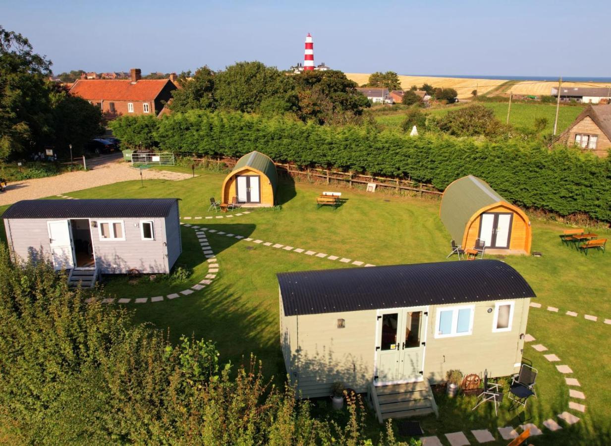 Lanterns Shepherds Huts & Glamping Happisburgh Extérieur photo