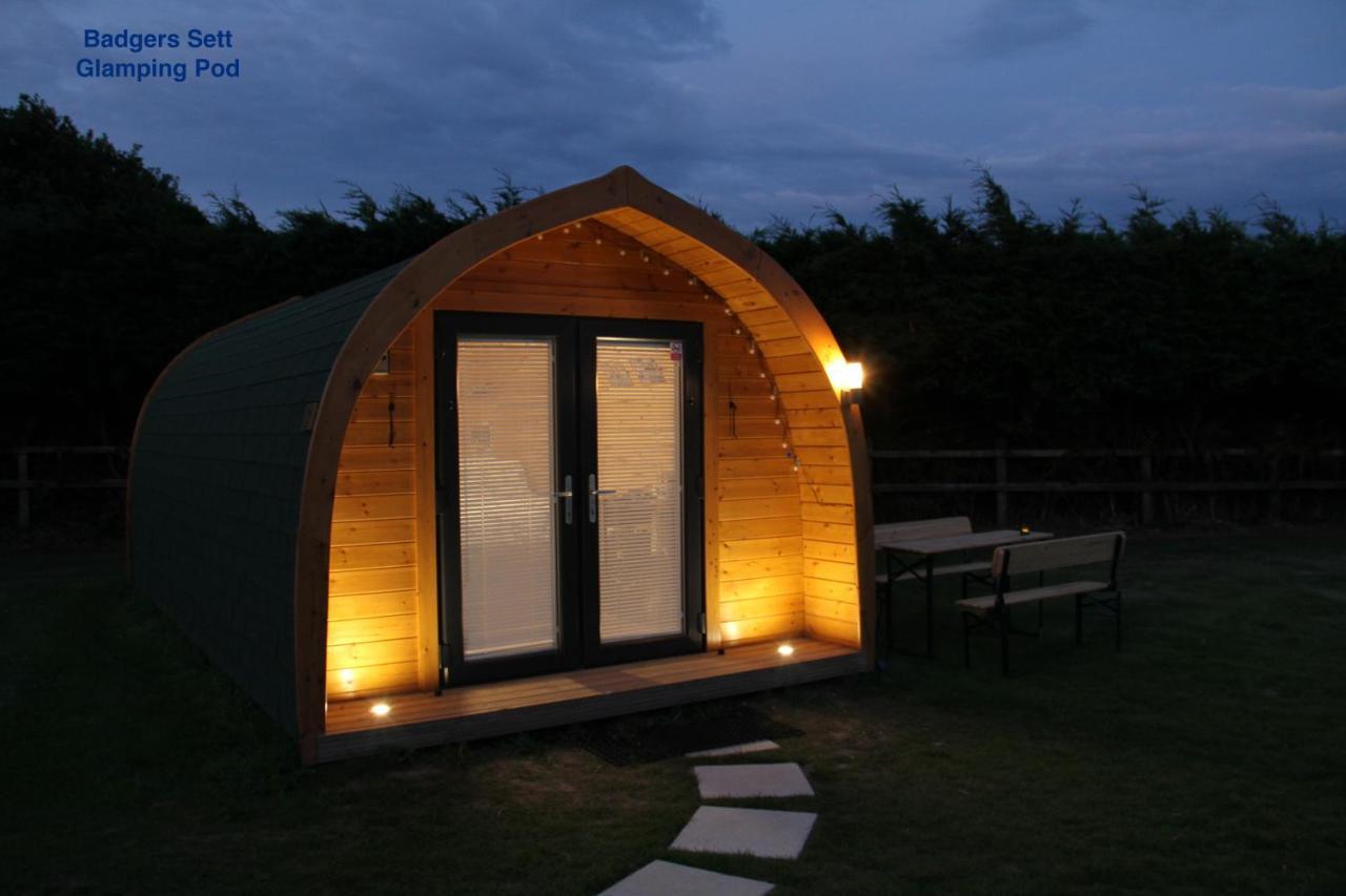 Lanterns Shepherds Huts & Glamping Happisburgh Extérieur photo