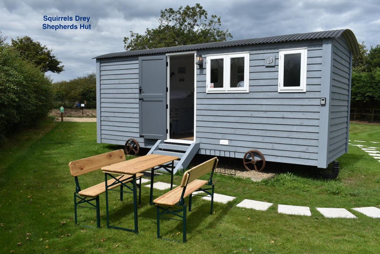 Lanterns Shepherds Huts & Glamping Happisburgh Extérieur photo