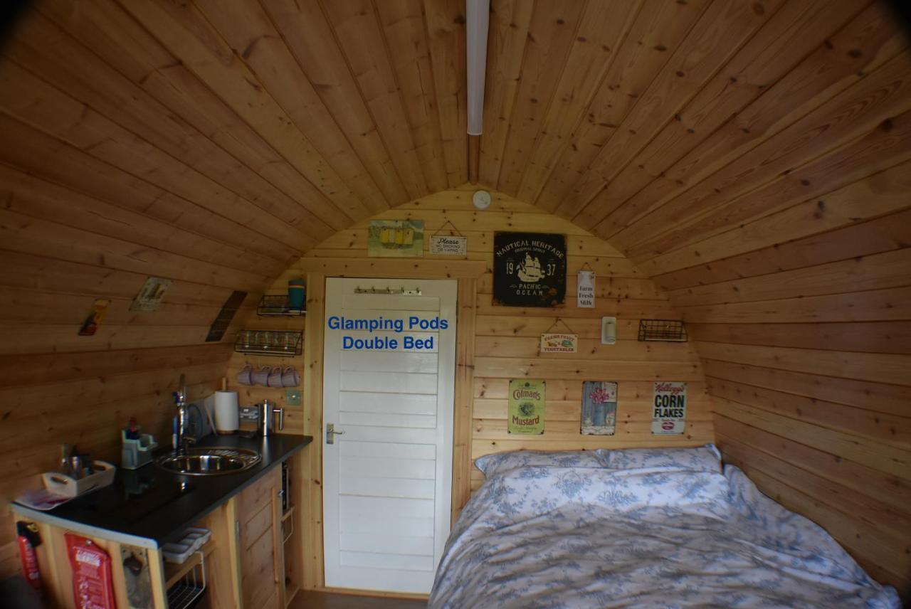 Lanterns Shepherds Huts & Glamping Happisburgh Extérieur photo