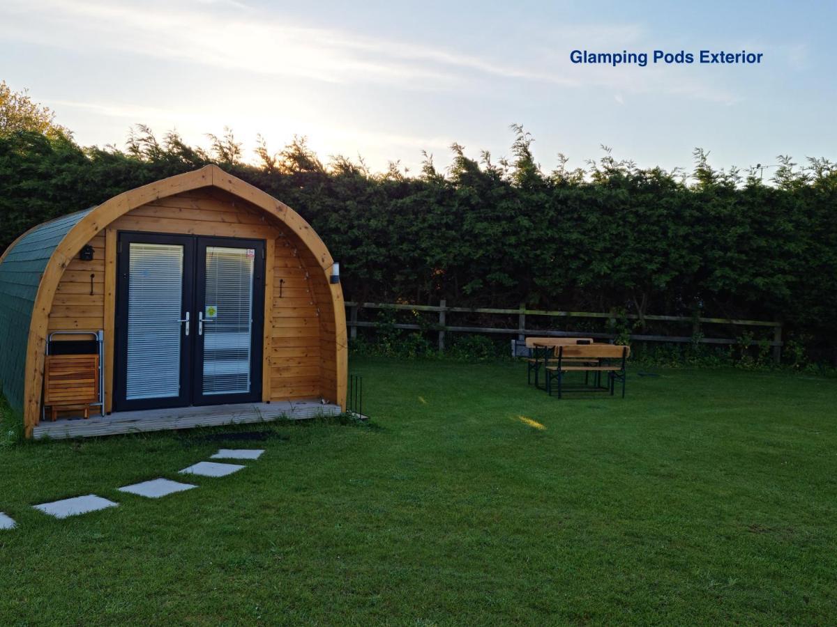 Lanterns Shepherds Huts & Glamping Happisburgh Extérieur photo