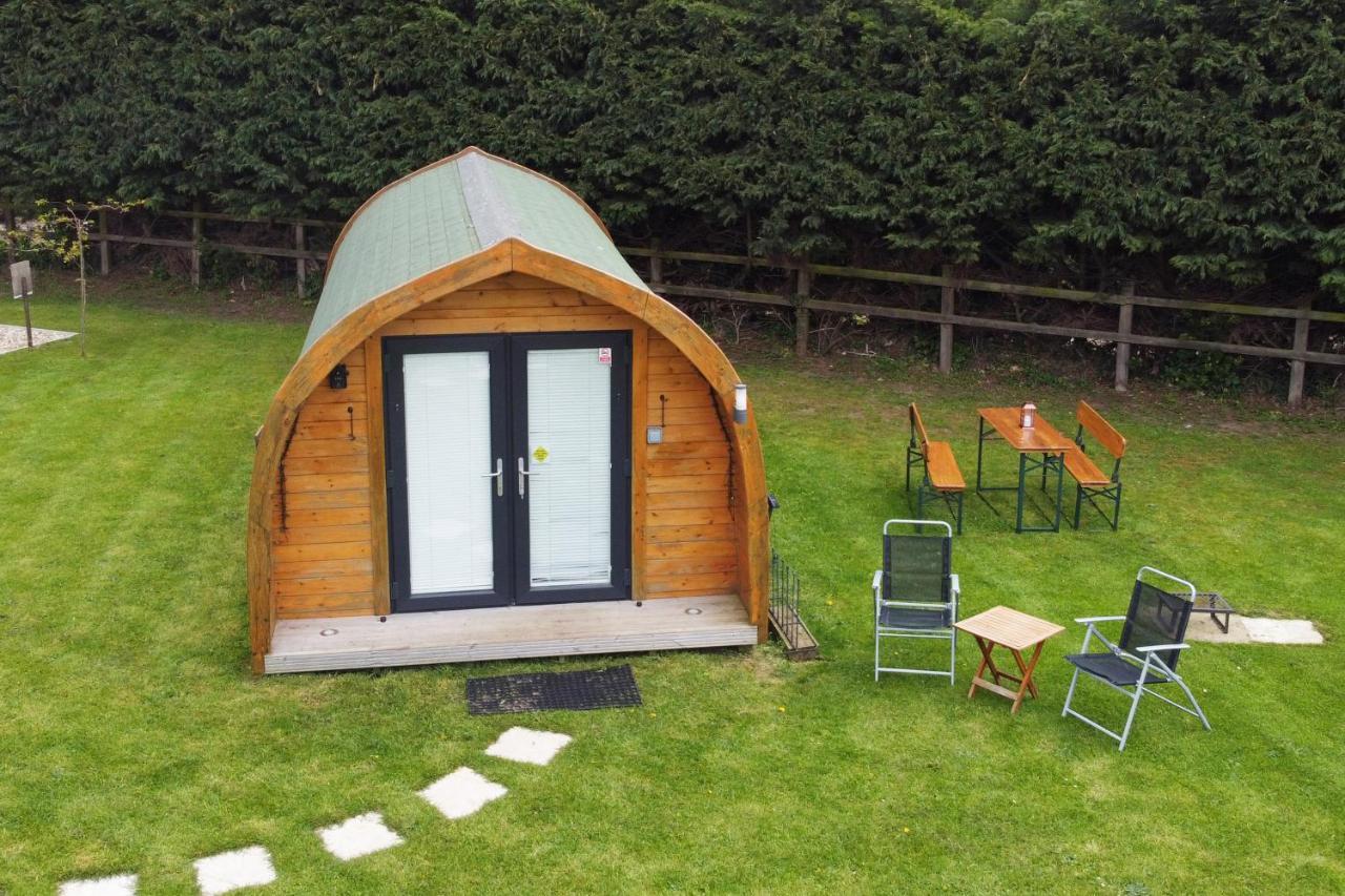 Lanterns Shepherds Huts & Glamping Happisburgh Extérieur photo