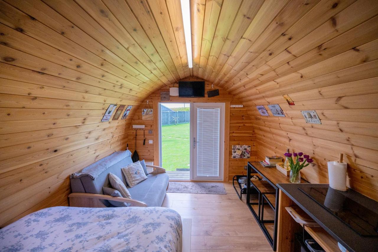 Lanterns Shepherds Huts & Glamping Happisburgh Extérieur photo